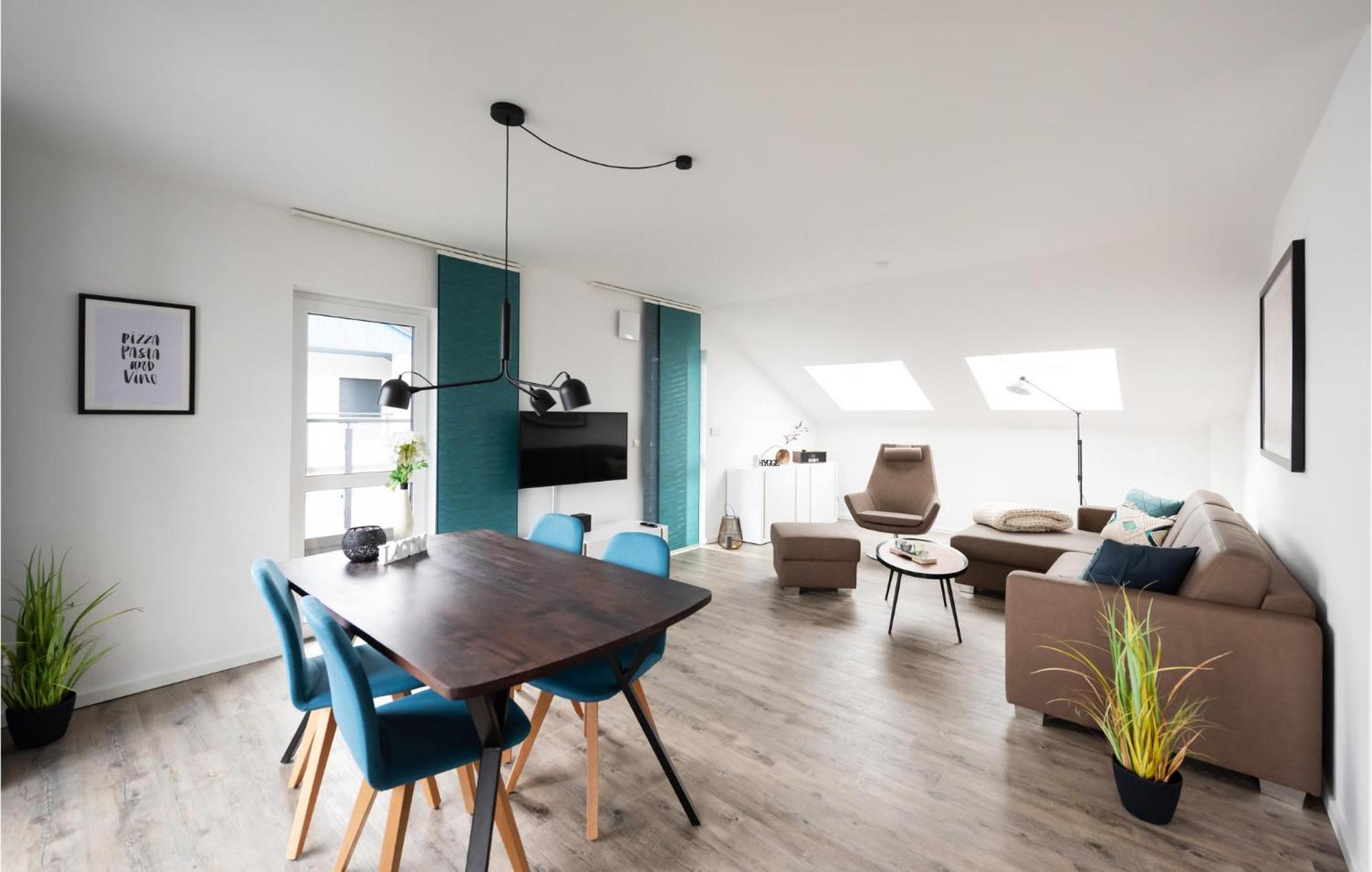 Amazing Apartment In Rechlin With Kitchen Exterior foto